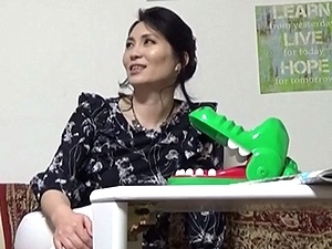 美魔女ナンパ盗撮！45歳・四十路で凛として美しい奥様がまさかの中出し浮気SEX!!!