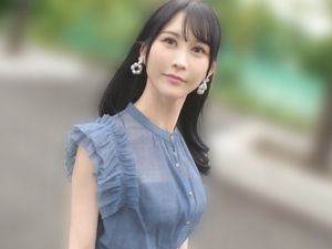 【初撮り人妻】清楚で上品な黒髪ロングの美人妻が初めての公開セックス！