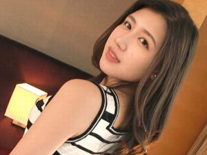 【素人◆美人妻】初撮り！美人で大人の色香をムンムンさせる色っぽい32歳の奥さん！